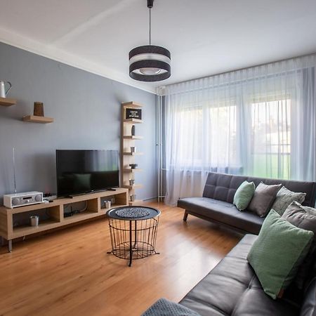 Center Home Apartman Orosháza Eksteriør billede